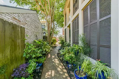 720 Augusta Drive #720, Houston, TX 77057 - Photo 35