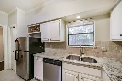 720 Augusta Drive #720, Houston, TX 77057 - Photo 9