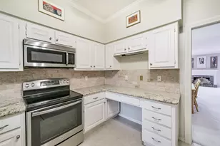 720 Augusta Dr, Houston, TX 77057 - Photo 11