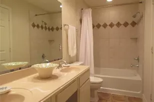 3710 Sherwood Ln, Houston, TX 77092 - Photo 13