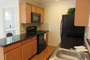 3710 Sherwood Ln, Houston, TX 77092 - Photo 5