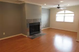 3710 Sherwood Ln, Houston, TX 77092 - Photo 3