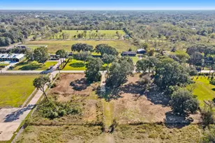 676 Evergreen St, Fresno, TX 77545 - Photo 9