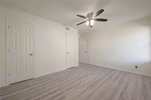 715 W 9th St, Freeport, TX 77541 - Photo 15