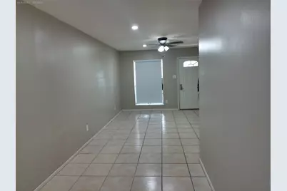 1102 W Tri Oaks Lane #103, Houston, TX 77043 - Photo 7