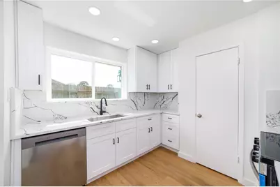 13055 High Star Drive, Houston, TX 77072 - Photo 11