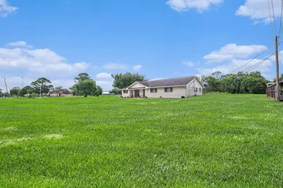 14030 Santo Park Road, Dickinson, TX 77539 - Photo 3