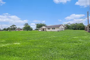 14030 Santo Park Rd, Dickinson, TX 77539 - Photo 3