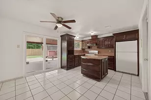 5206 Olana Dr, Houston, TX 77032 - Photo 7