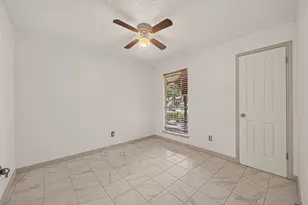 5206 Olana Dr, Houston, TX 77032 - Photo 15