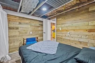 711 10th St, Dickinson, TX 77539 - Photo 25