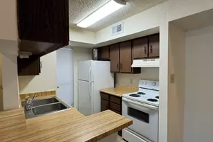9213 Imogene Dr, Houston, TX 77036 - Photo 17