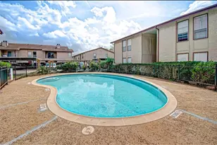 9213 Imogene Dr, Houston, TX 77036 - Photo 5