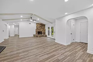 7615 Braesdale Ln, Houston, TX 77071 - Photo 17