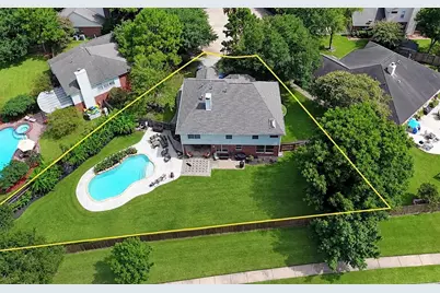 201 Carmicheal Court, League City, TX 77573 - Photo 1