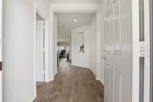 3914 Egyptian Goose Ct, Baytown, TX 77521 - Photo 3