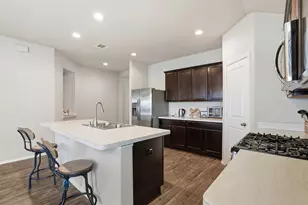 3914 Egyptian Goose Ct, Baytown, TX 77521 - Photo 7