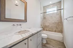 1562 Cheshire Ln, Houston, TX 77018 - Photo 17