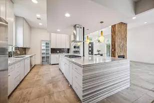 1562 Cheshire Ln, Houston, TX 77018 - Photo 7