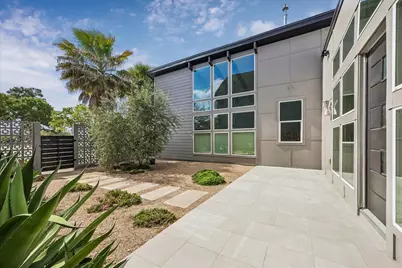 1562 Cheshire Lane, Houston, TX 77018 - Photo 3