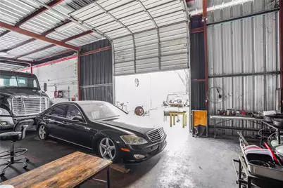 3801 Lockwood Drive, Houston, TX 77026 - Photo 11