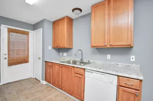 11899 Algonquin Dr, Houston, TX 77089 - Photo 13