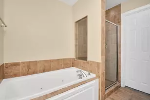 11899 Algonquin Dr, Houston, TX 77089 - Photo 29