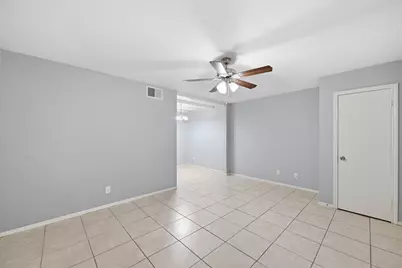 11550 Chimney Rock Road #133, Houston, TX 77035 - Photo 7
