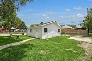 4601 Ave O 1/2, Galveston, TX 77551 - Photo 29