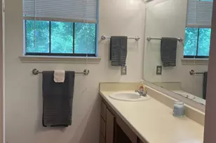 2401 Sycamore Ave, Huntsville, TX 77340 - Photo 11