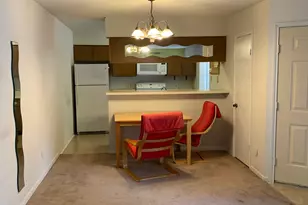 2401 Sycamore Ave, Huntsville, TX 77340 - Photo 9