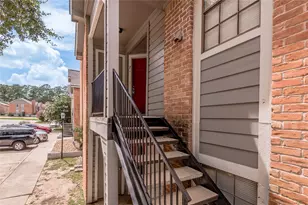 2401 Sycamore Ave, Huntsville, TX 77340 - Photo 3