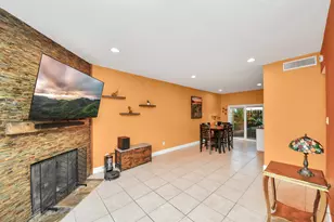 11201 Lynbrook Dr, Houston, TX 77042 - Photo 19