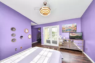 11201 Lynbrook Dr, Houston, TX 77042 - Photo 9