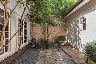 9458 Briar Forest Dr, Houston, TX 77063 - Photo 35