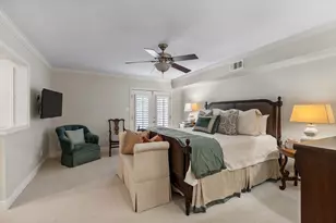 9458 Briar Forest Dr, Houston, TX 77063 - Photo 27