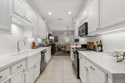 9458 Briar Forest Drive, Houston, TX 77063 - Photo 13