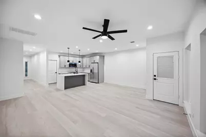 8218 Lawler Street #A, Houston, TX 77051 - Photo 11