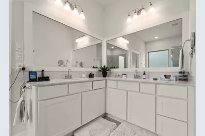 1939 Shallow Canyon Ln, Katy, TX 77494 - Photo 17