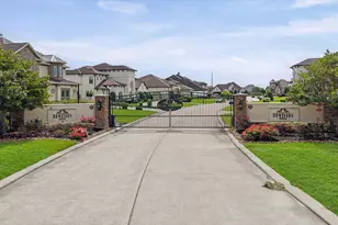 3 Dominion Ct, Friendswood, TX 77546 - Photo 49