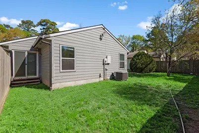 88 W High Oaks Circle, The Woodlands, TX 77380 - Photo 21