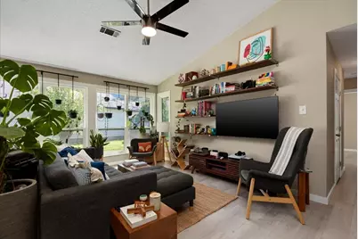 88 W High Oaks Circle, The Woodlands, TX 77380 - Photo 7