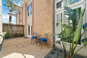 8211 Katy Fwy, Houston, TX 77024 - Photo 17