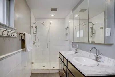 9326 Meadowcroft Drive, Houston, TX 77063 - Photo 17