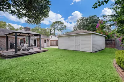 9326 Meadowcroft Drive, Houston, TX 77063 - Photo 21