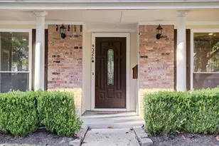 9326 Meadowcroft Dr, Houston, TX 77063 - Photo 3