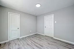 3270 Reeves St, Houston, TX 77004 - Photo 7