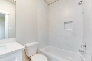 1422 W 34th 1/2 St, Houston, TX 77018 - Photo 27
