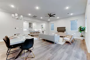1422 W 34th 1/2 St, Houston, TX 77018 - Photo 1