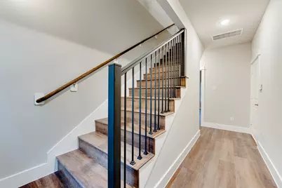 1422 W 34th 1/2 Street, Houston, TX 77018 - Photo 5